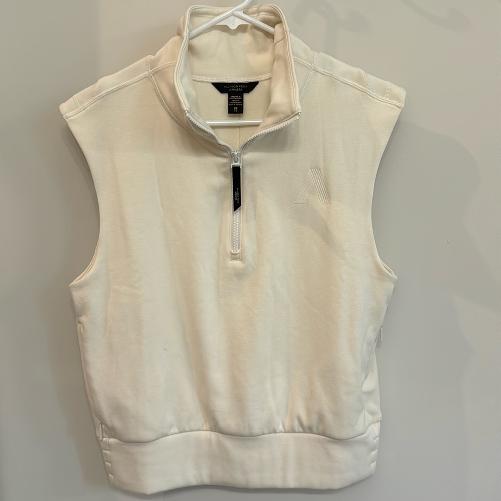 Athleta Legend II sweatshirt XS cream